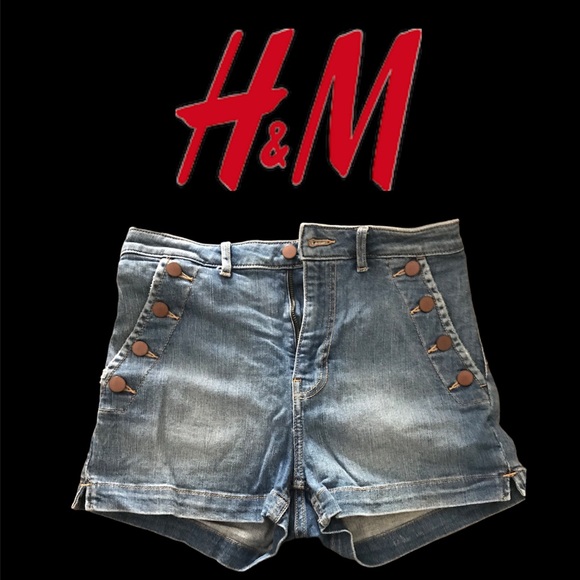 🔥BOGO under $20🔥 H&M high waisted jean shorts - Picture 1 of 3